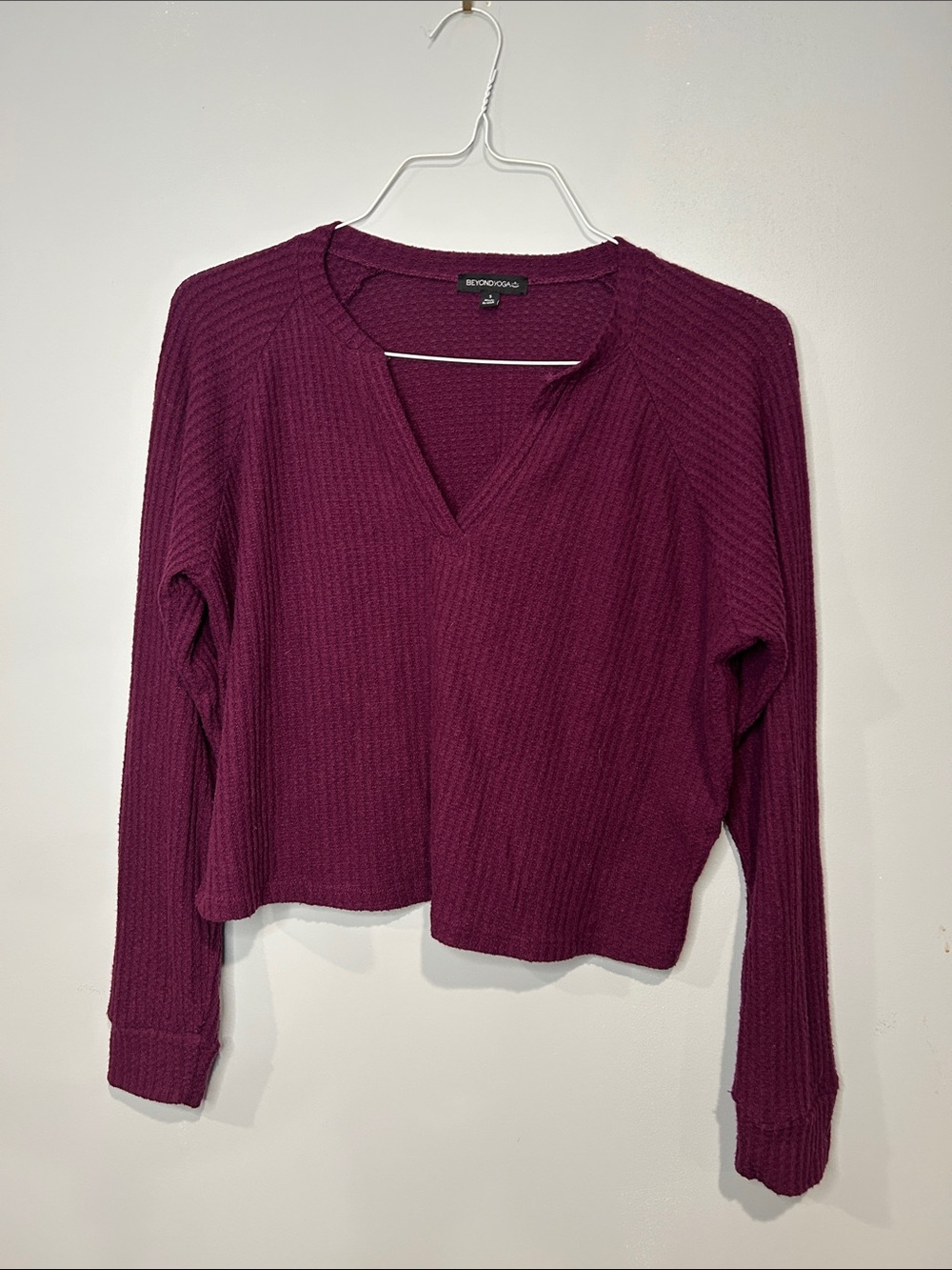 Beyond Yoga Deep Plum Ribbed V-Neck Pullover